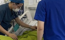 Nam sinh lớp 8 bị đánh chấn thương sọ não hiện ra sao trong thời gian điều trị tại BVĐK Phú Thọ