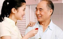 Bố chồng 'ăn' cú lừa đắng nghét của con dâu
