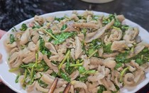 Dạ dày xào với loại rau này đảm bảo giòn ngon sần sật 