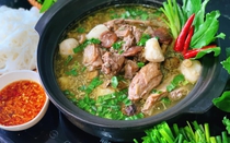 Sấu vào mùa giá rẻ, tranh thủ mua về làm ngay các món ăn cứ có thêm sấu là 'ngon gấp bội', giải nhiệt cực tốt này