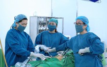 Viêm nhiễm phụ khoa gây biến chứng nguy hiểm, người phụ nữ 44 tuổi phải nhập viện phẫu thuật