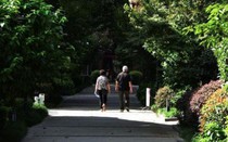 Lương hưu 38 triệu/tháng nhưng tuổi già vẫn khổ sở: 3 thay đổi giúp tôi sống nhẹ nhõm hơn