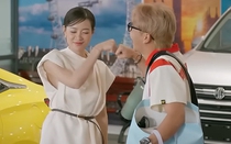 Hoa hậu Vi Minh nổi tiếng chóng mặt nhờ drama