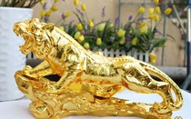 Tượng hổ phong thủy để bàn làm việc mang tới lợi ích gì cho gia chủ