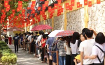 Ngược dòng ký ức tại Nhà tù Hỏa Lò: Giới trẻ tìm về 'địa chỉ đỏ' trong dịp 30/4 – 1/5