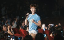 Nam vũ công Kpop bất ngờ trở về nước trở thành ca sĩ nổi danh showbiz Việt