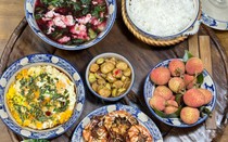 "Lương anh 9 triệu, lương em 5 triệu" phải xây mâm cơm gia đình như thế nào?