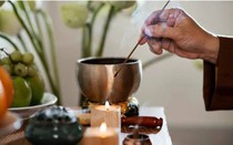 Thắp hương buổi tối nên biết điều này để không rước họa