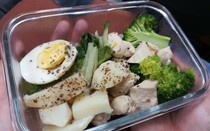 Có phải cứ ăn đồ luộc là tốt? Chuyên gia dinh dưỡng chỉ rõ điều nhiều người hiểu sai