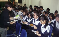 Báo động bạo lực tình dục học đường ở Hà Nội