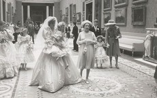 Ảnh cưới chưa từng công bố của Thái tử Charles và Công nương Diana