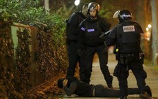 Vụ khủng bố tại Pháp: Đã tìm ra manh mối thủ phạm