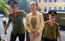 Tiếc cho hoa hậu Phương Nga khi ký hợp đồng nô lệ tình dục