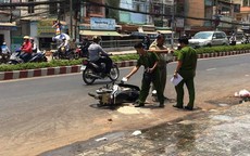 Kinh hãi 2 thiếu nữ nghi bị tạt axít ở Sài Gòn