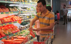 Người tiêu dùng đã trở lại với xúc xích