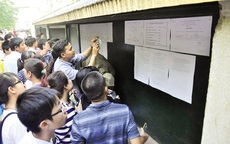 Thi vào lớp 10 tại Hà Nội: Sức ép “căng hơn đại học” đến từ đâu?