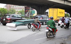 Thủ tướng "nhắc" TP Hà Nội sau 2 vụ xe chở tôn cứa cổ chết người