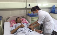 Hành trình tìm lại bước đi của người đàn ông mang khối u tế bào khổng lồ