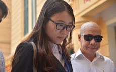 Diễn viên Quỳnh Tứ bật khóc trong phiên tòa đại án OceanBank