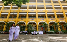 Ngôi trường kiến trúc Pháp từng là bệnh viện ở Sài Gòn