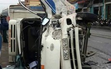 Quảng Ninh: Bất ngờ bị đâm trực diện, tài xế xe tải nguy kịch