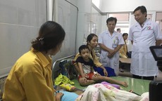 Hà Nội: Hàng trăm trẻ mầm non ở Đông Anh đồng loạt nhập viện, nghi ngộ độc