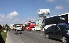 Đâm thanh niên đi xe máy tử vong, tài xế ô tô khách bỏ trốn