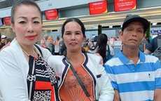 Lần đầu xuất ngoại, bố mẹ H'Hen Niê hồi hộp cổ vũ cho con gái đạt thành tích cao trong chung kết Miss Universe 2018