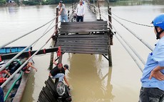 Sập cầu gỗ, bốn người rơi xuống sông Cái ở Nha Trang