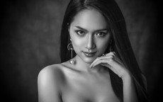 Hương Giang thần thái ngời ngời bên dàn thí sinh 'Hoa hậu Chuyển giới Quốc tế' trong loạt ảnh 'beauty shoot'