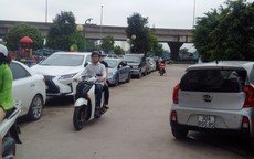 Giải tỏa bãi trông xe “lậu” ở Hoàng Mai, Hà Nội: Hàng nghìn chủ xe “méo mặt”