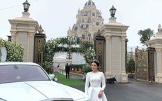 Nhan sắc lộng lẫy, gia thế đáng gờm của cô dâu sống trong lâu đài, đám cưới ngập vàng ở Nam Định