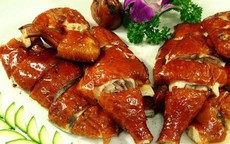 Mang cơm trưa đi làm đừng dại ăn lại 7 món này kẻo vào viện lúc nào chẳng hay