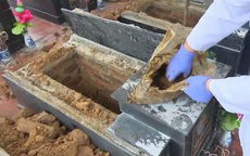 Vụ 13 mộ liệt sĩ ở Bắc Kạn toàn đất đá: Có gia đình tự đào sâu và lấy được xương cốt