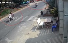 Hai cô gái chạy xe máy tốc độ cao, tông nhà dân bên đường ở Sài Gòn
