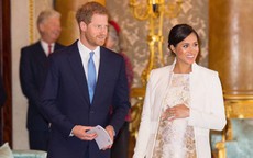 Vợ chồng Meghan Markle sẽ thuê bảo mẫu nam để chăm con