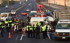 20 người bị thiêu cháy trong tai nạn giao thông thảm khốc ở Mexico