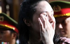 Nhan sắc hot girl Ngọc Miu thay đổi 'chóng mặt' khi hầu tòa xử trùm ma túy Văn Kính Dương