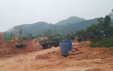 Tam Nông - Phú Thọ: Lợi dụng san gạt đường đi để khai thác khoáng sản trái phép?
