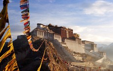 Thâm cung bí sử (184 - 4): Đường đến Tây Tạng
