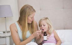 Bệnh viêm đường hô hấp trên ở trẻ có dễ phòng ngừa không?