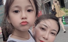 Mẹ con Hoa hậu Hà Kiều Anh khám phá chợ cá Tsukiji