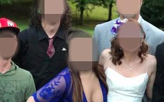 Đi đám cưới bạn thân mặc váy khoét ngực lộ nguyên vòng 1 đẫy đà, phù dâu khiến mạng xã hội "dậy sóng", mắng chửi không thương tiếc
