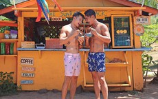 Kết hôn đồng giới gần 2 năm, “Hot boy nổi loạn” Hồ Vĩnh Khoa bày tỏ nguyện vọng muốn được làm cha