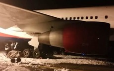 Máy bay đi từ Việt Nam cháy càng khi hạ cánh ở Nga, hàng chục người bị thương