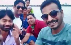 4 người cùng nhà chết đuối vì cố chụp ảnh selfie dưới sông