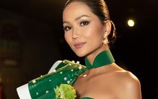 Bất ngờ tuyên bố ngừng đồng hành với Hoa hậu Hoàn vũ Việt Nam để về quê, H'Hen Niê lại khiến fan lo lắng vì liên tục chia sẻ status tâm trạng