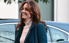 Hình ảnh mới nhất của Công nương Kate: Ngoại hình đặc biệt gây chú ý lấn át luôn cả chuyện xấu trong gia đình hoàng gia Anh