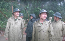 Đại tá Nguyễn Hữu Hùng được truy thăng quân hàm thiếu tướng