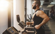 Sử dụng máy chạy bộ và các bài tập cardio để giảm cân